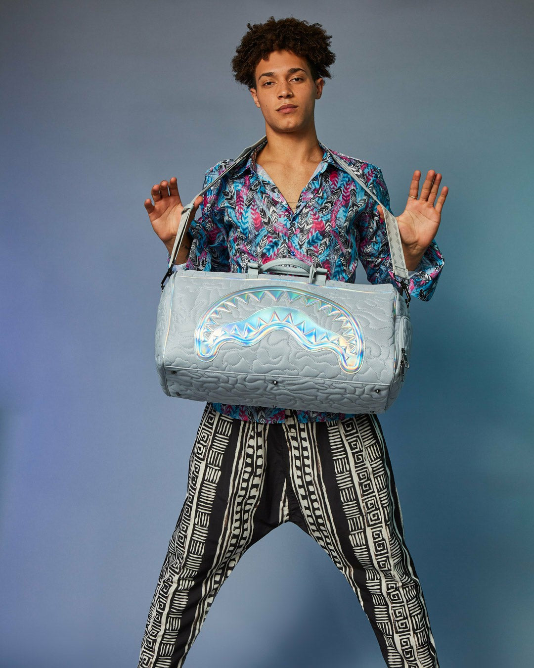 MIRASHAKU IRIDESCENT QUILT DUFFLE | Sprayground Special Offer