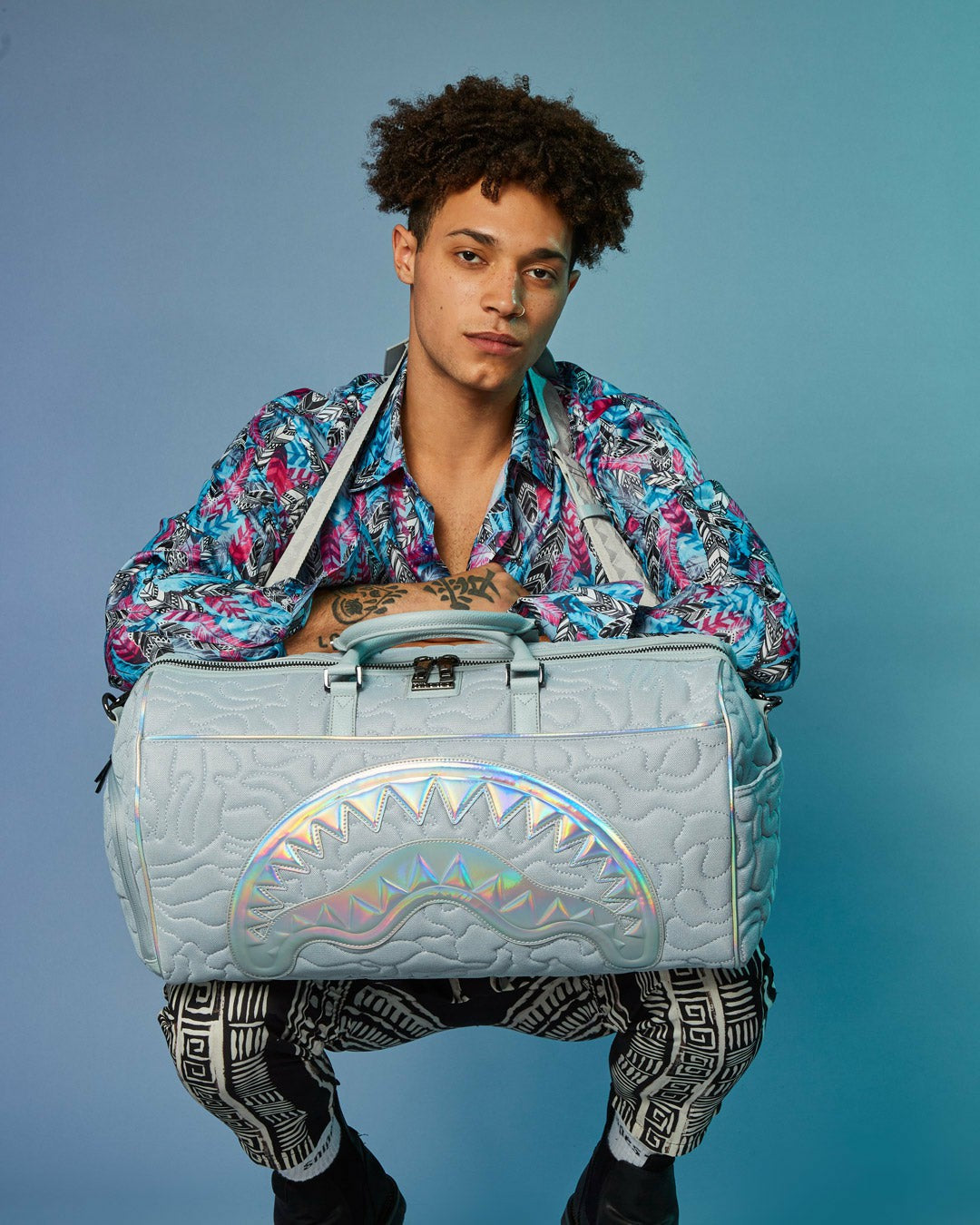 MIRASHAKU IRIDESCENT QUILT DUFFLE | Sprayground Special Offer