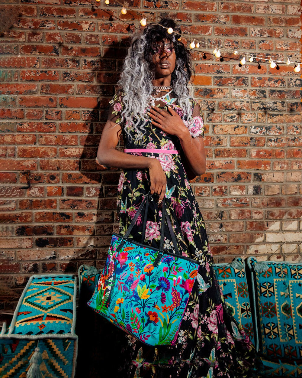 AVANT GARDEN TOTE | Sprayground Exclusive Deal