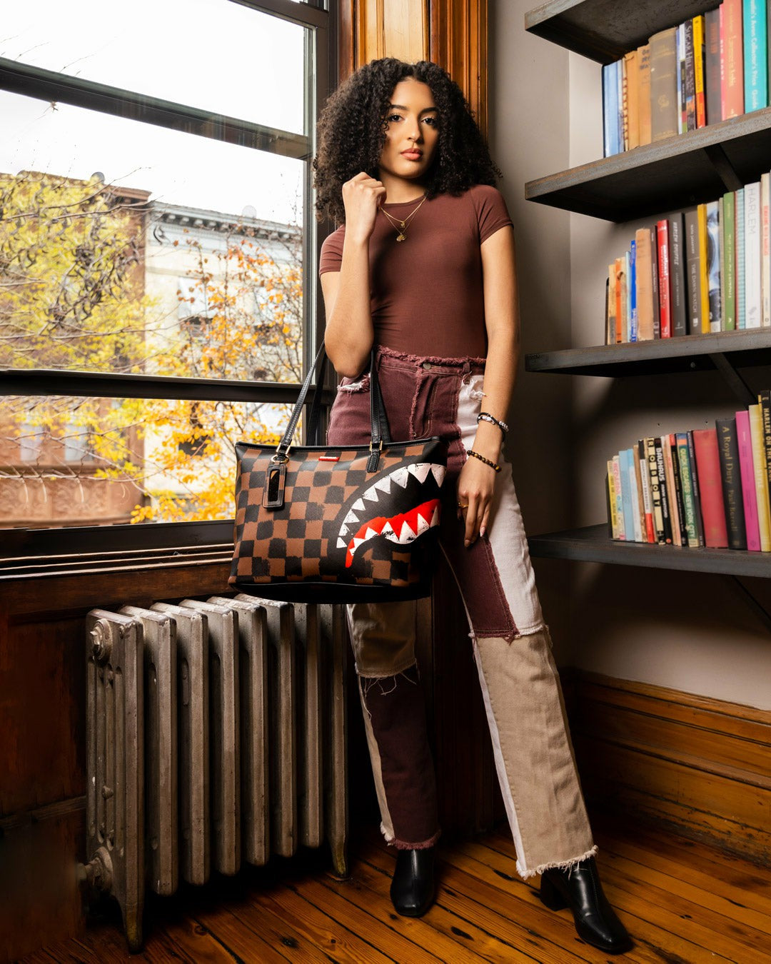 SHARKS IN PARIS VANQUISH TOTE | Sprayground Hot Deal