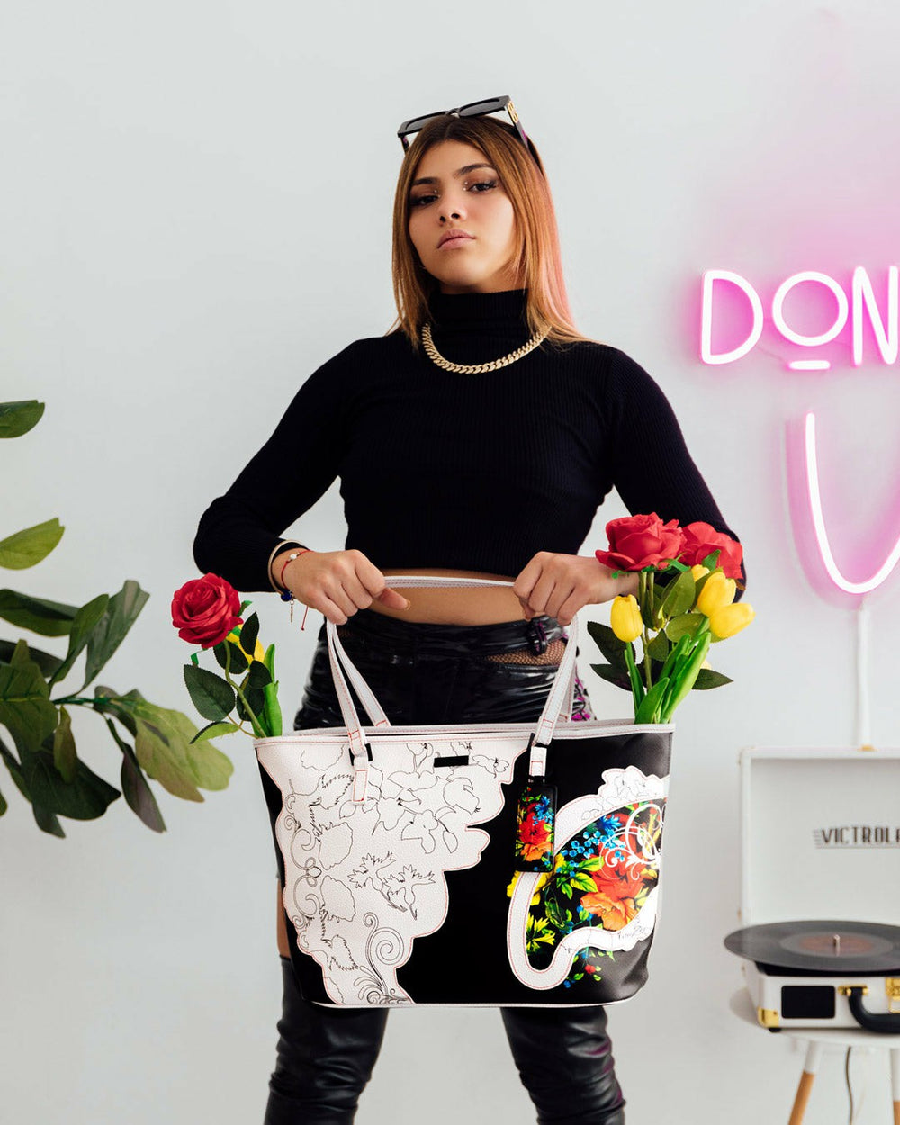 THE FLORAL CUT TOTE | Sprayground Hot Deal