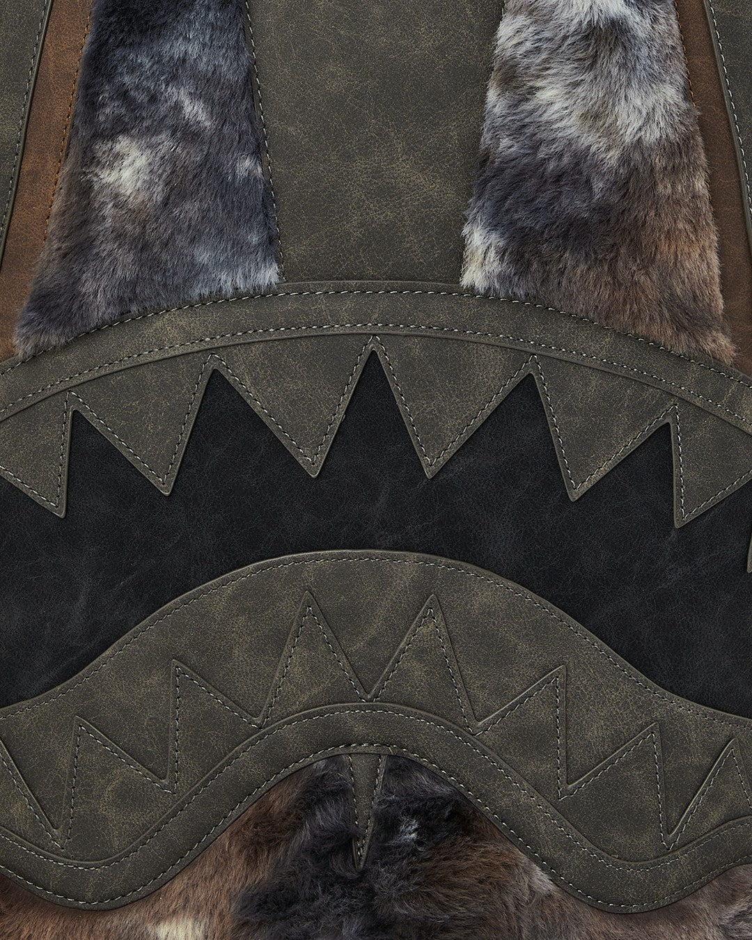 FOUNDATION DAYS FUR COAT SHARK BACKPACK | Sprayground Limited Offer