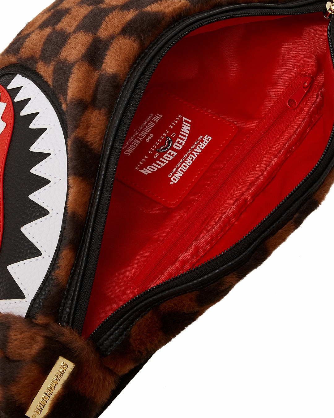FURRR SHARKS IN PARIS SAVVY CROSSBODY | Sprayground Exclusive Deal