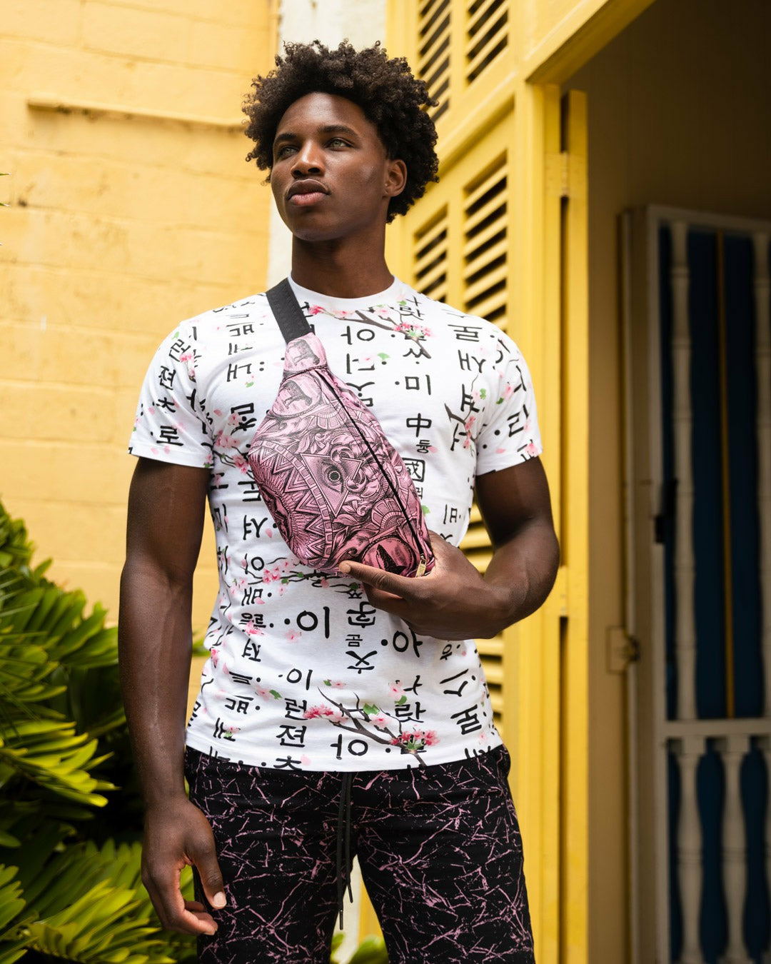 SOCIETY OF SHARKS SAVVY CROSSBODY | Sprayground Discounted