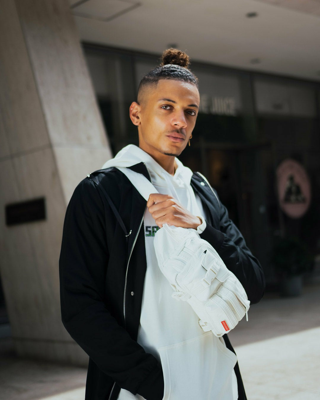 STRATOSPHERE CARGO CROSSBODY | Sprayground Limited Offer
