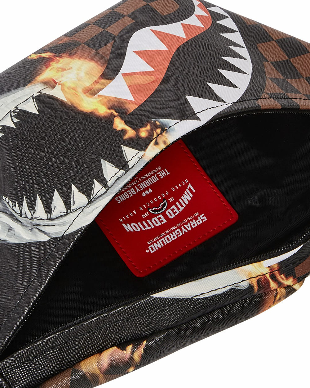 SHARKS IN PARIS UNSTOPPABLE SAVVY CROSSBODY | Sprayground Bargain