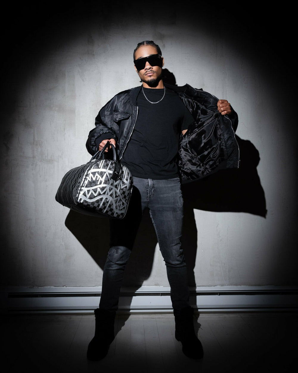 CHATEAU GHOST DUFFLE | Sprayground Sale