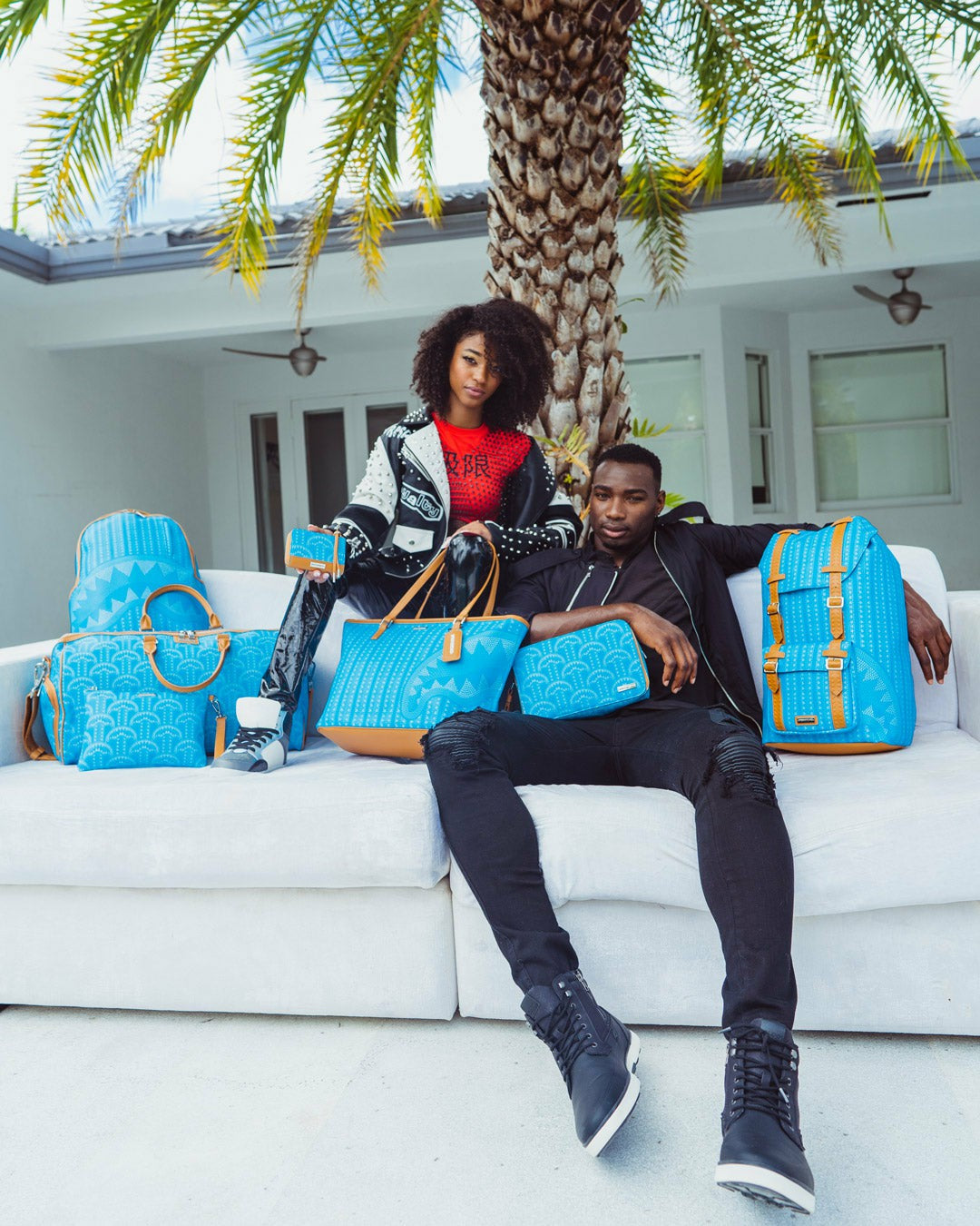 ILLUCHAINS TURQ TOTE | Sprayground Limited Offer