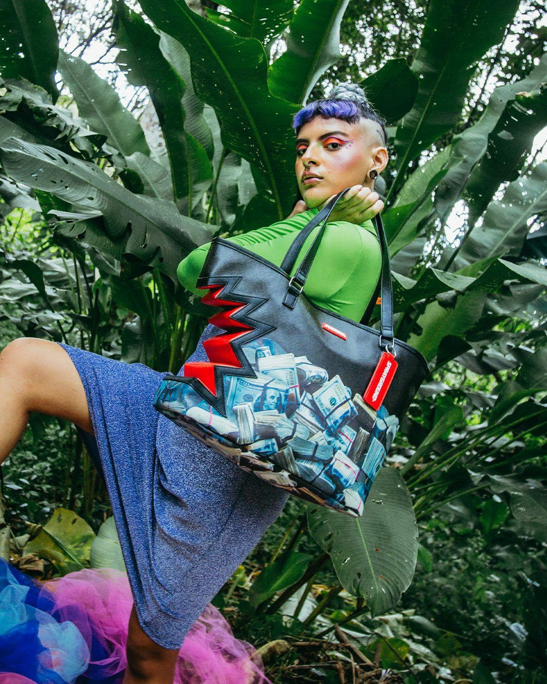 $HARKBITE TOTE | Sprayground Bargain