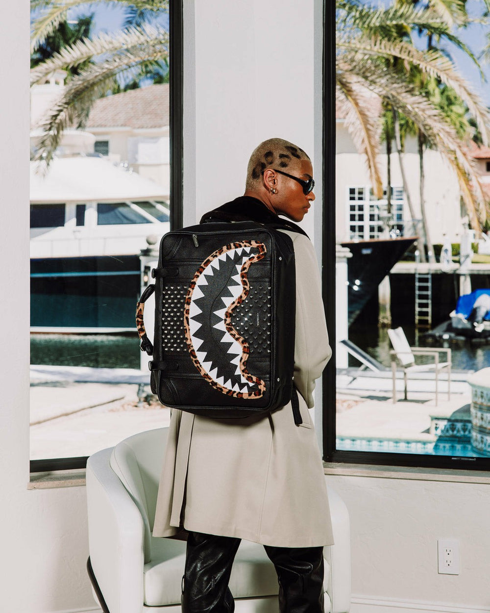 BACKSTAGE HANDHELD CARRY-ON CONVERTIBLE BACKPACK | Sprayground Discounted