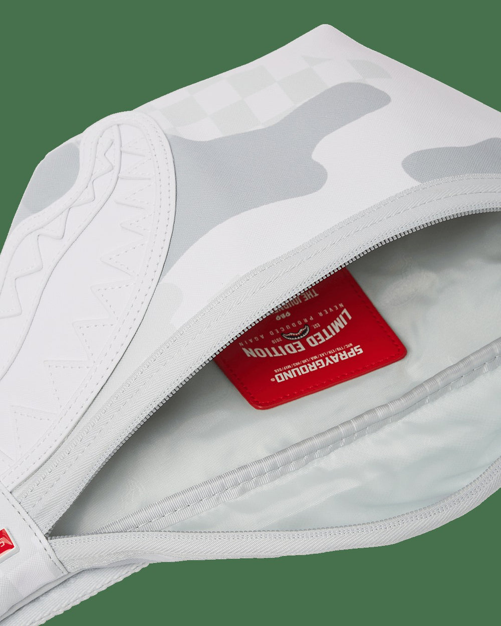 3AM LE BLANC SAVVY CROSSBODY | Sprayground Bargain