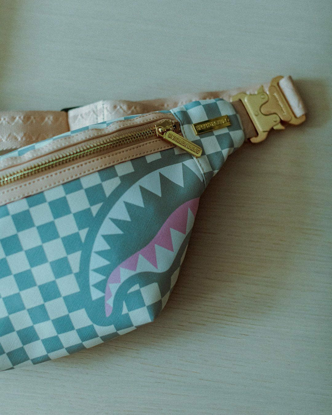 ROSE ALL DAY LA PALAIS SAVVY CROSSBODY | Sprayground Exclusive Deal