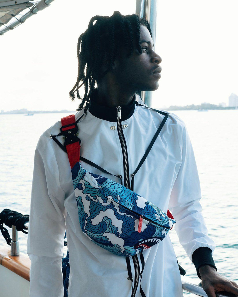SHARK WAVE SAVVY CROSSBODY | Sprayground Savings