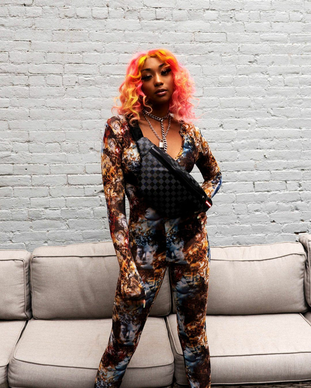 HENNY BLACK SAVVY CROSSBODY | Sprayground Special Offer
