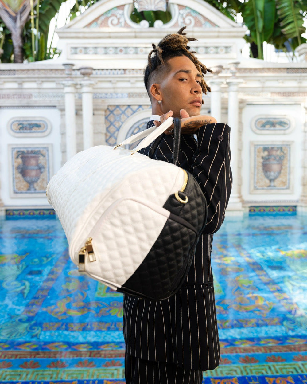 LEVELED UP SPLIT QUILT SHARK DUFFLE | Sprayground Hot Deal