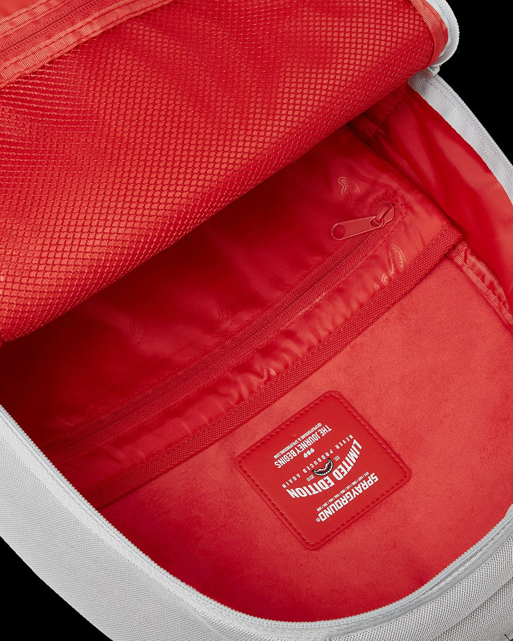 SHARK CENTRAL ICE MESH BACKPACK | Sprayground Value Deal