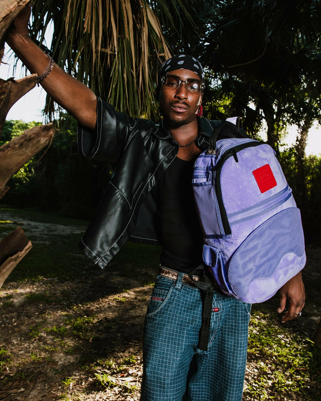 NOOO WAY!!! A REVERSIBLE BACKPACK - PURPLE VELOUR TO OG SHARKS IN PARI | Sprayground Special Offer