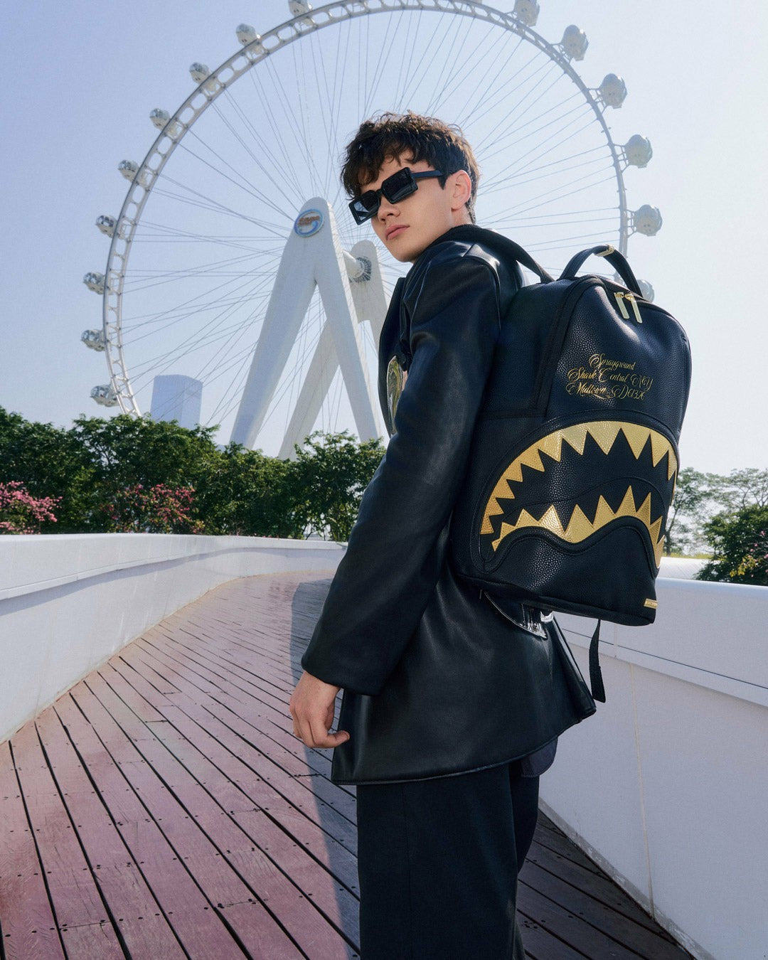 SHARK CENTRAL GILDED BITE BACKPACK | Sprayground Value Deal