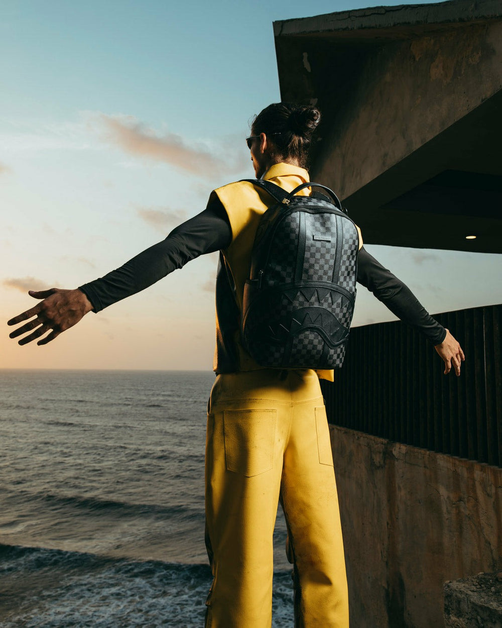 MIDNIGHT CHATEAU DLXSV BACKPACK | Sprayground Limited Offer