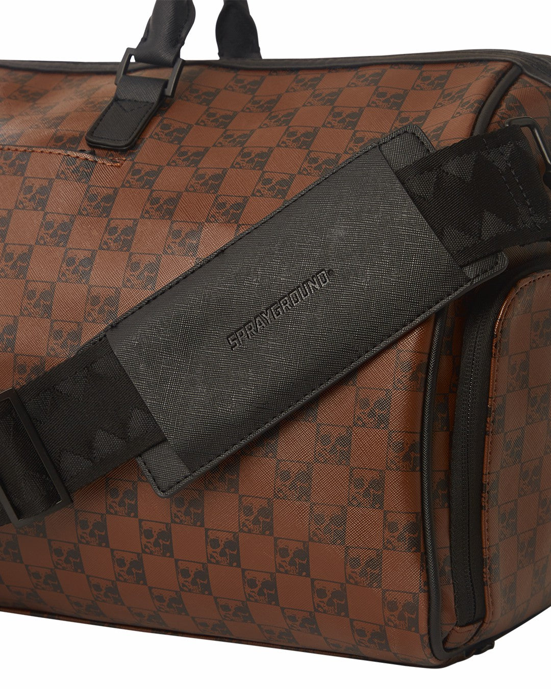 SHARKS AND SKULLS DUFFLE | Sprayground Limited Offer