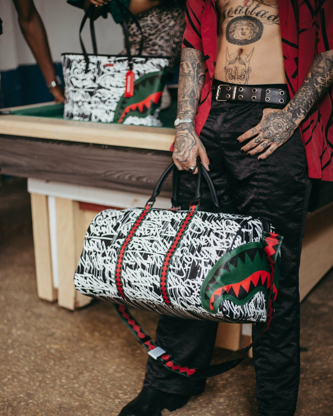 NIGHT NIGHT EMPEROR DUFFLE | Sprayground On Sale
