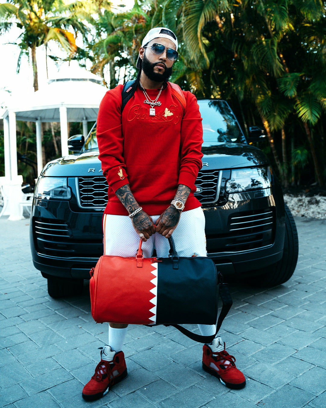 VERTICAL SHARK CUT & SEW DUFFLE | Sprayground Savings