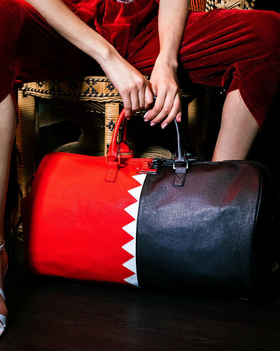VERTICAL SHARK CUT & SEW DUFFLE | Sprayground Savings