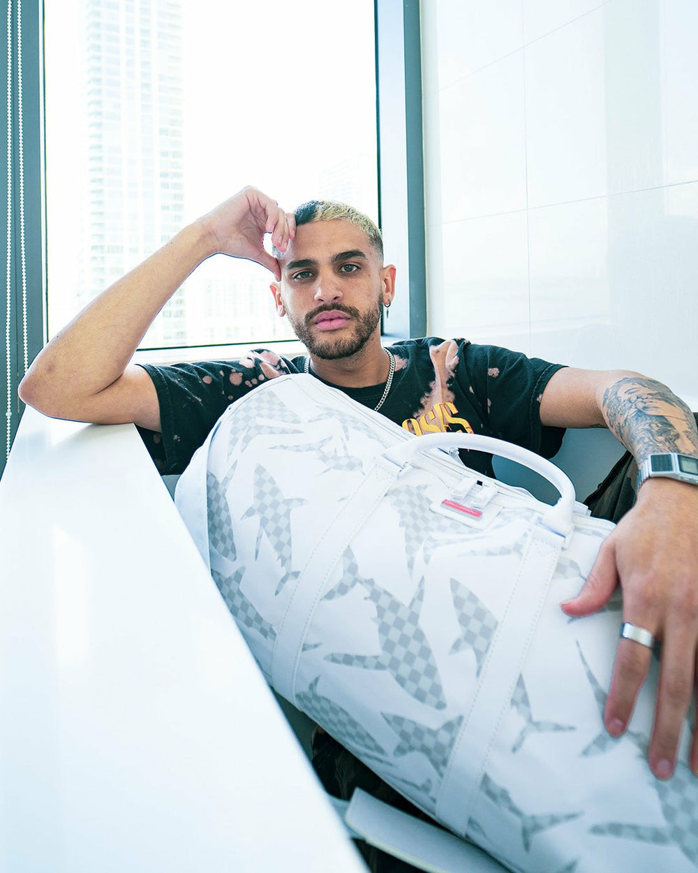 SHARK CHECK (WHITE) DUFFLE | Sprayground Sale