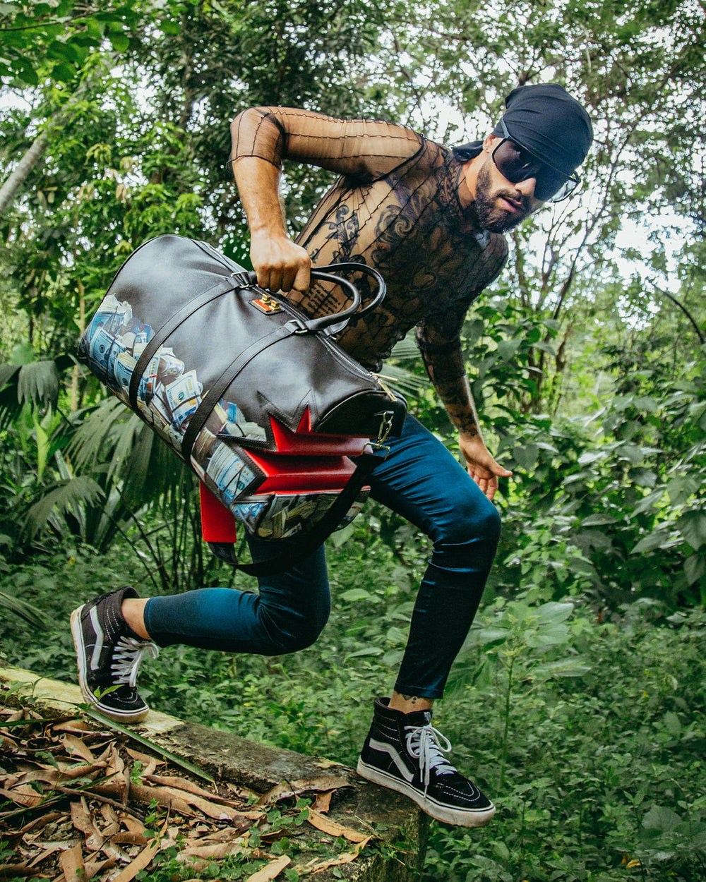 $HARKBITE LARGE DUFFLE | Sprayground Outlets