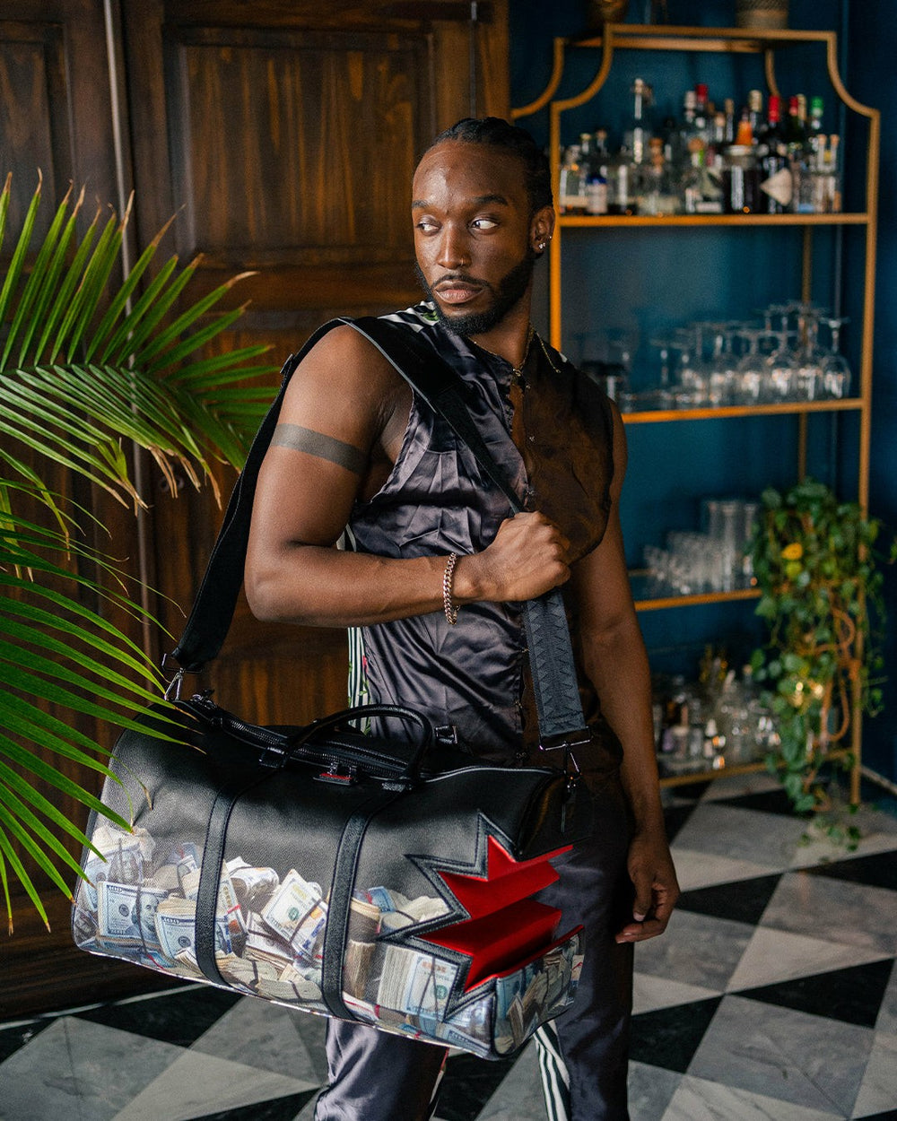 $HARKBITE LARGE DUFFLE | Sprayground Outlets