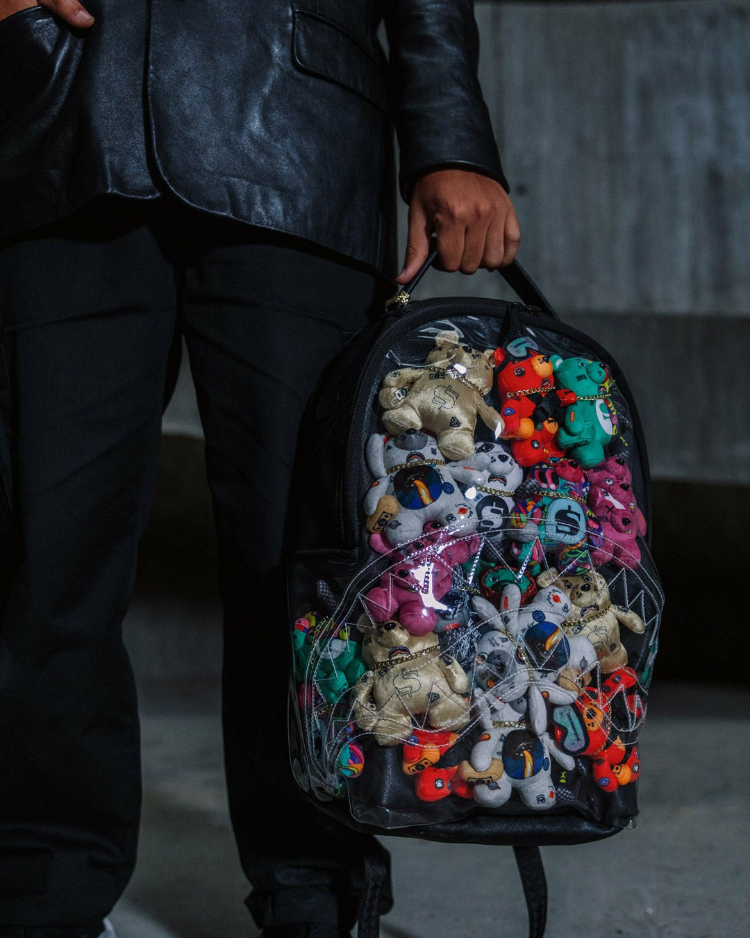 LEGIT BEARS STUFFED IN THIS BAG BACKPACK | Sprayground Special Offer