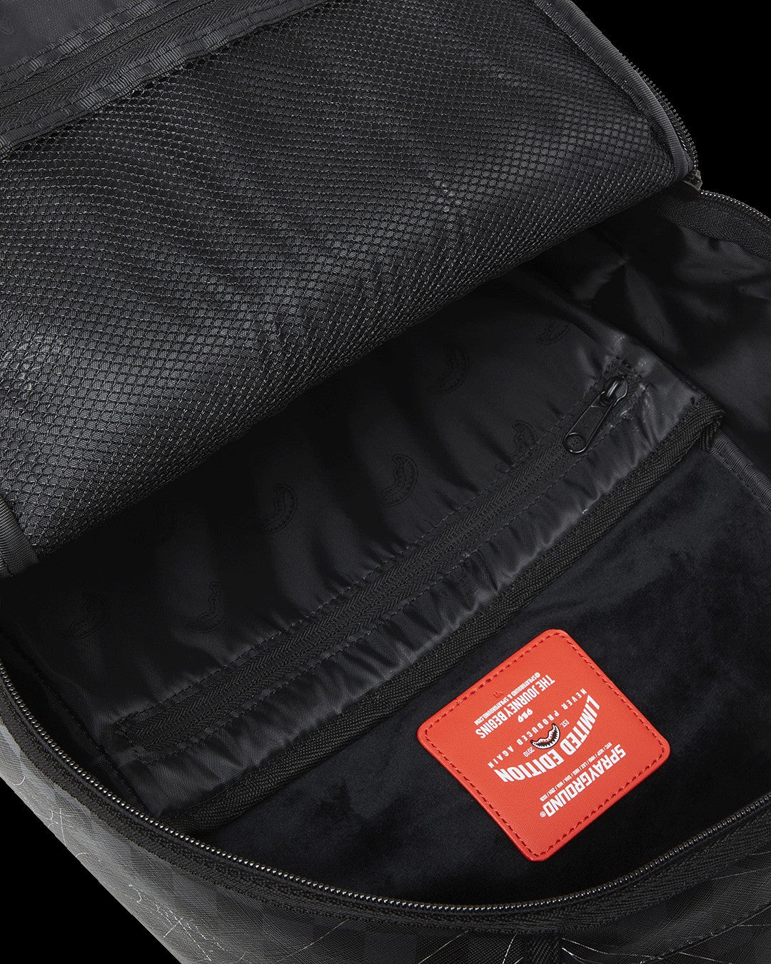 WORLD WIDE WEB DLXSV BACKPACK | Sprayground Value Deal