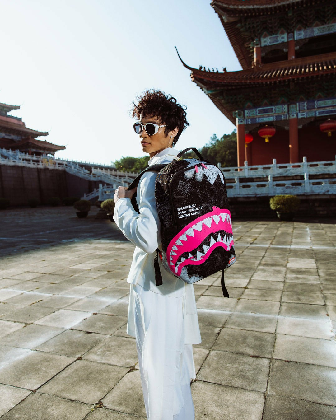 SHARK CENTRAL ACRYLIC ART DLX COTTON BACKPACK | Sprayground Sale