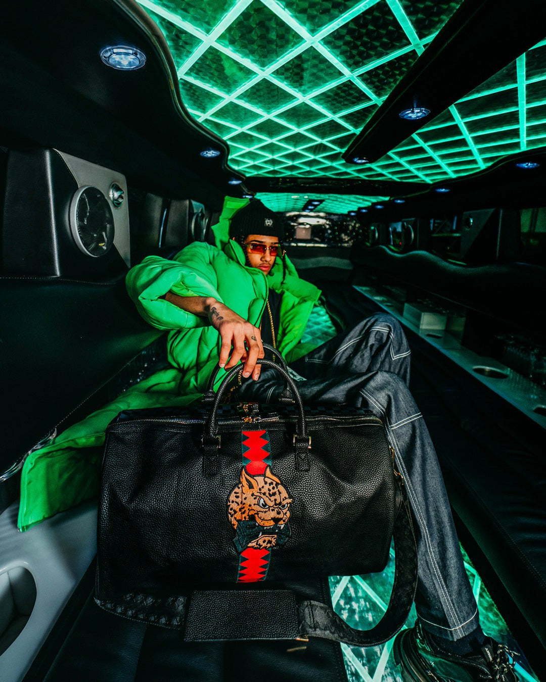ITALIA DIVISO LARGE DUFFLE | Sprayground On Sale