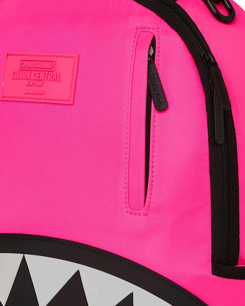 SHARK CENTRAL PULSE BACKPACK | Sprayground Special Offer