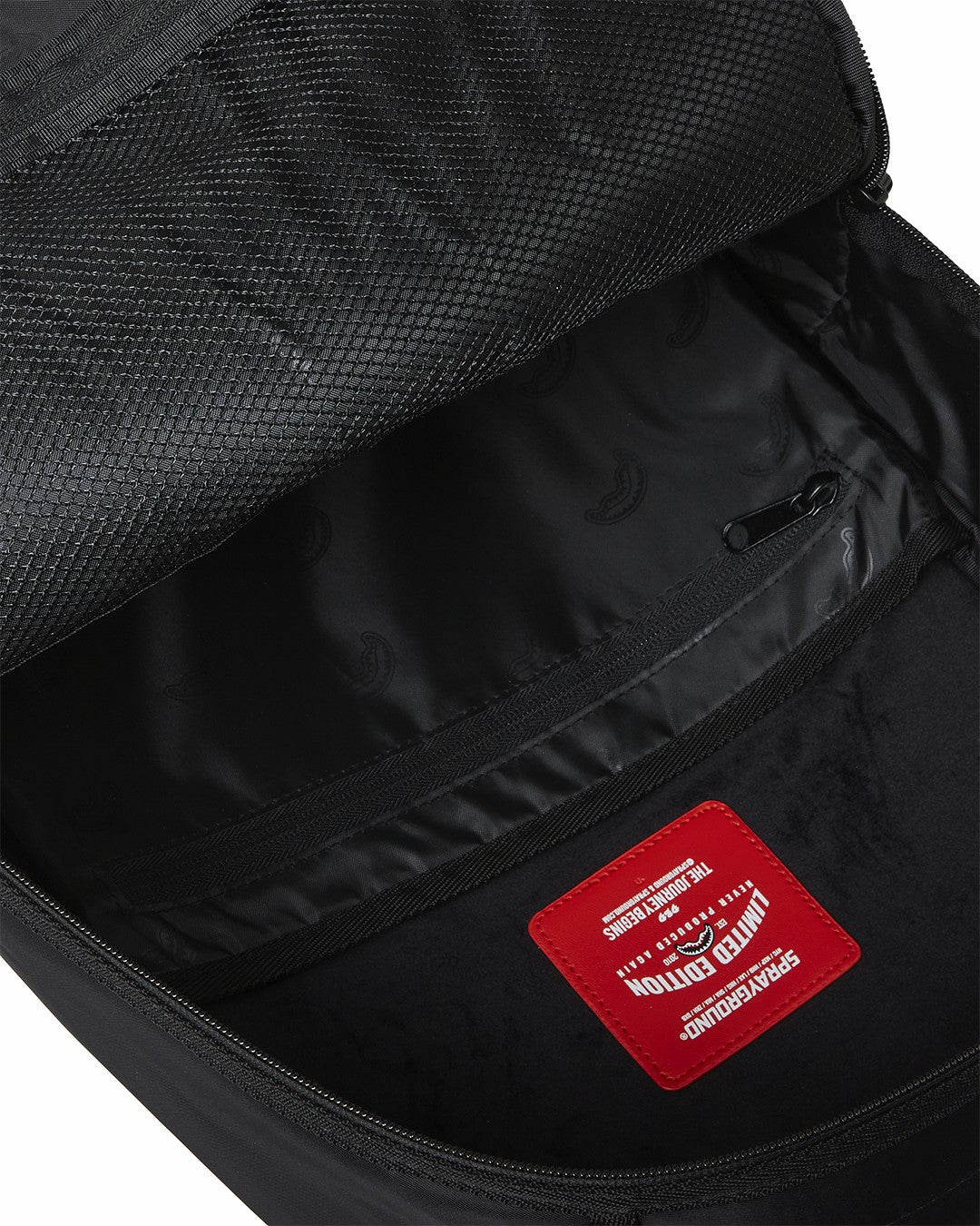 SHARK CENTRAL PULSE 2.0 BACKPACK | Sprayground Sale