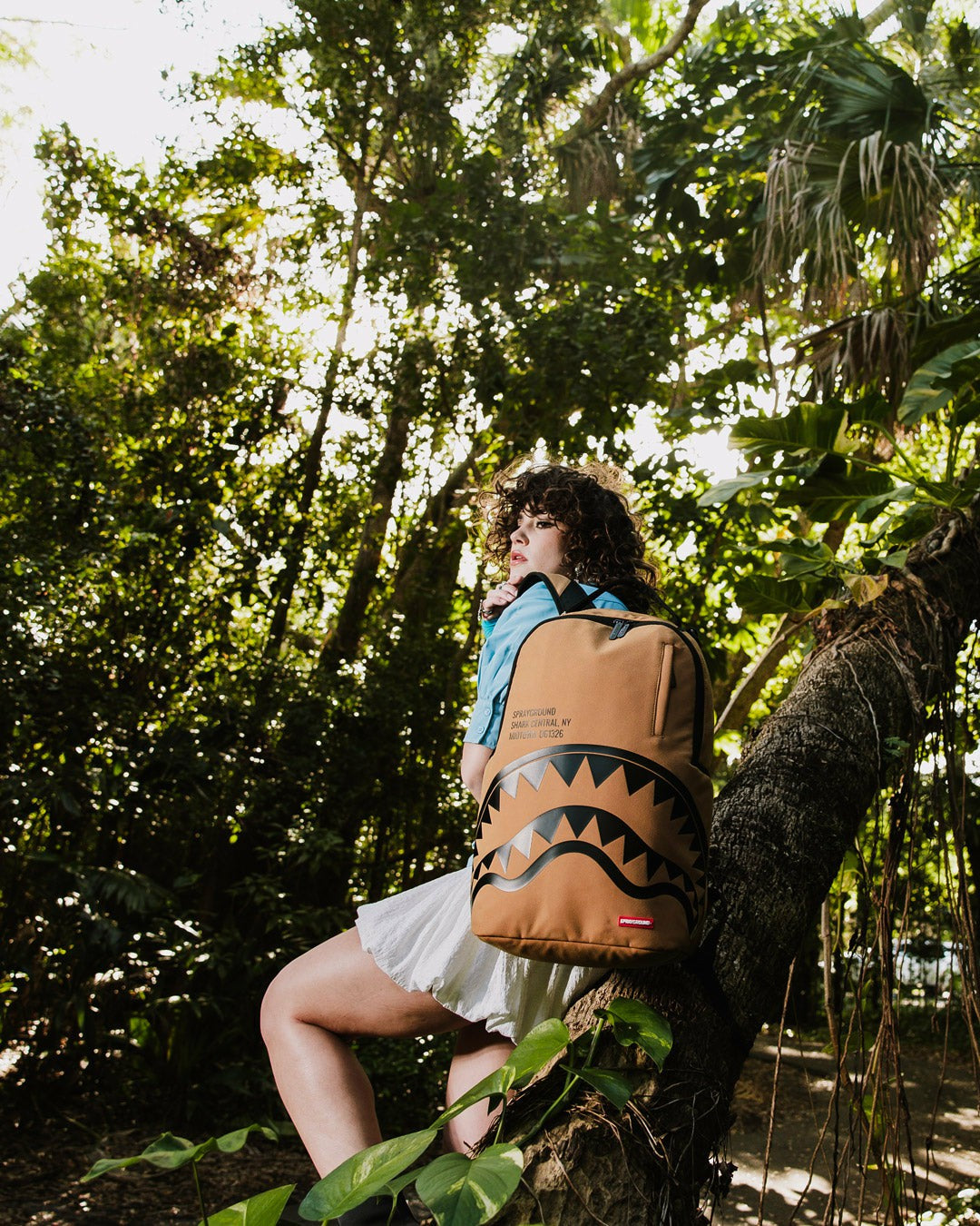 SHARK CENTRAL INTERIOR DLX BACKPACK | Sprayground Special Offer