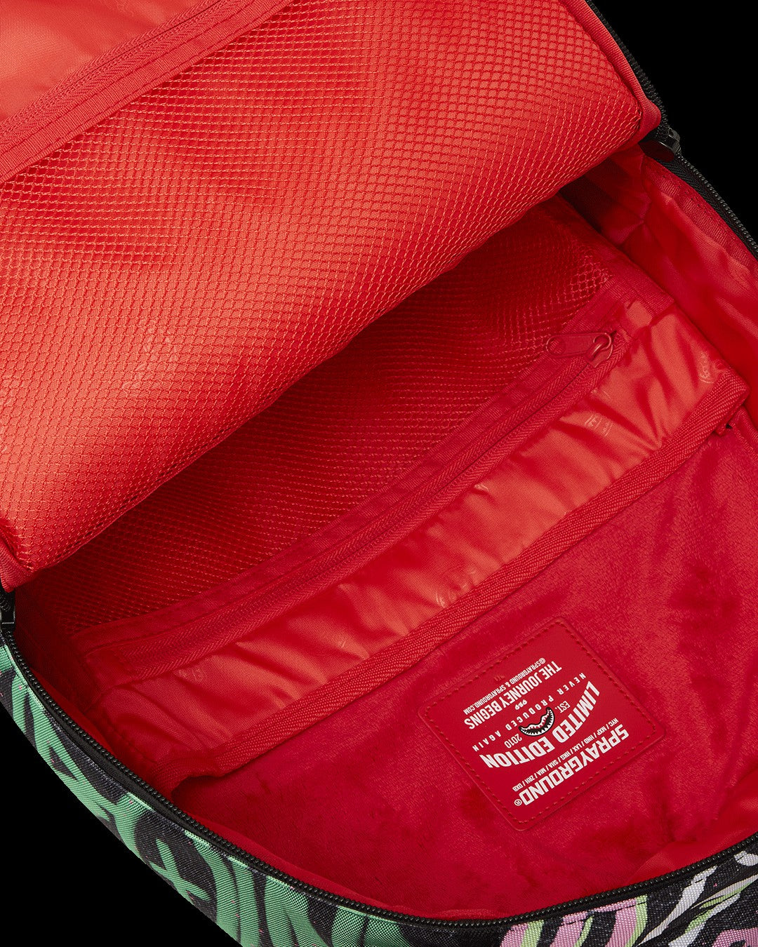 RAISE THE STAKES DLXR BACKPACK | Sprayground Hot Deal
