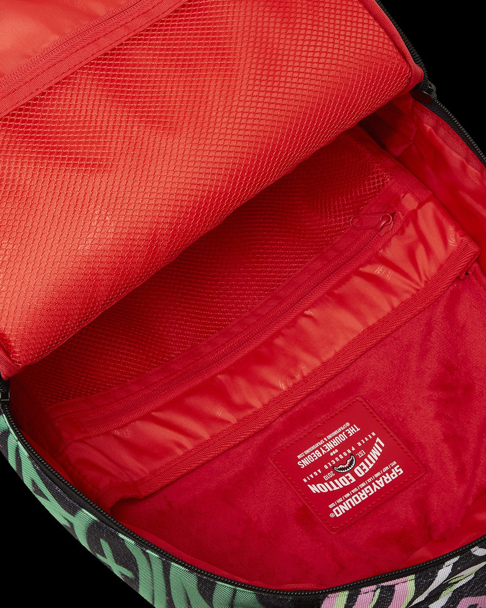 RAISE THE STAKES DLXR BACKPACK | Sprayground Hot Deal