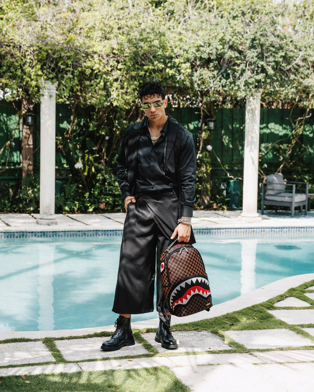 SAWTOOTH SHARKS IN PARIS DLXSV BACKPACK | Sprayground Bargain