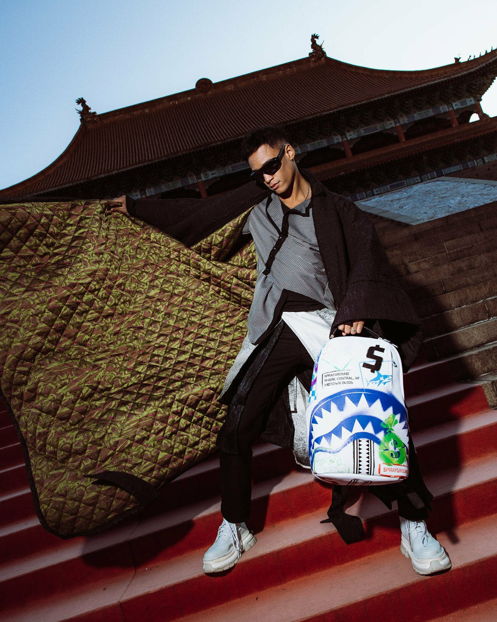 SHARK CENTRAL CUT OUT FOR GREATNESS DLXSV BACKPACK | Sprayground Sale