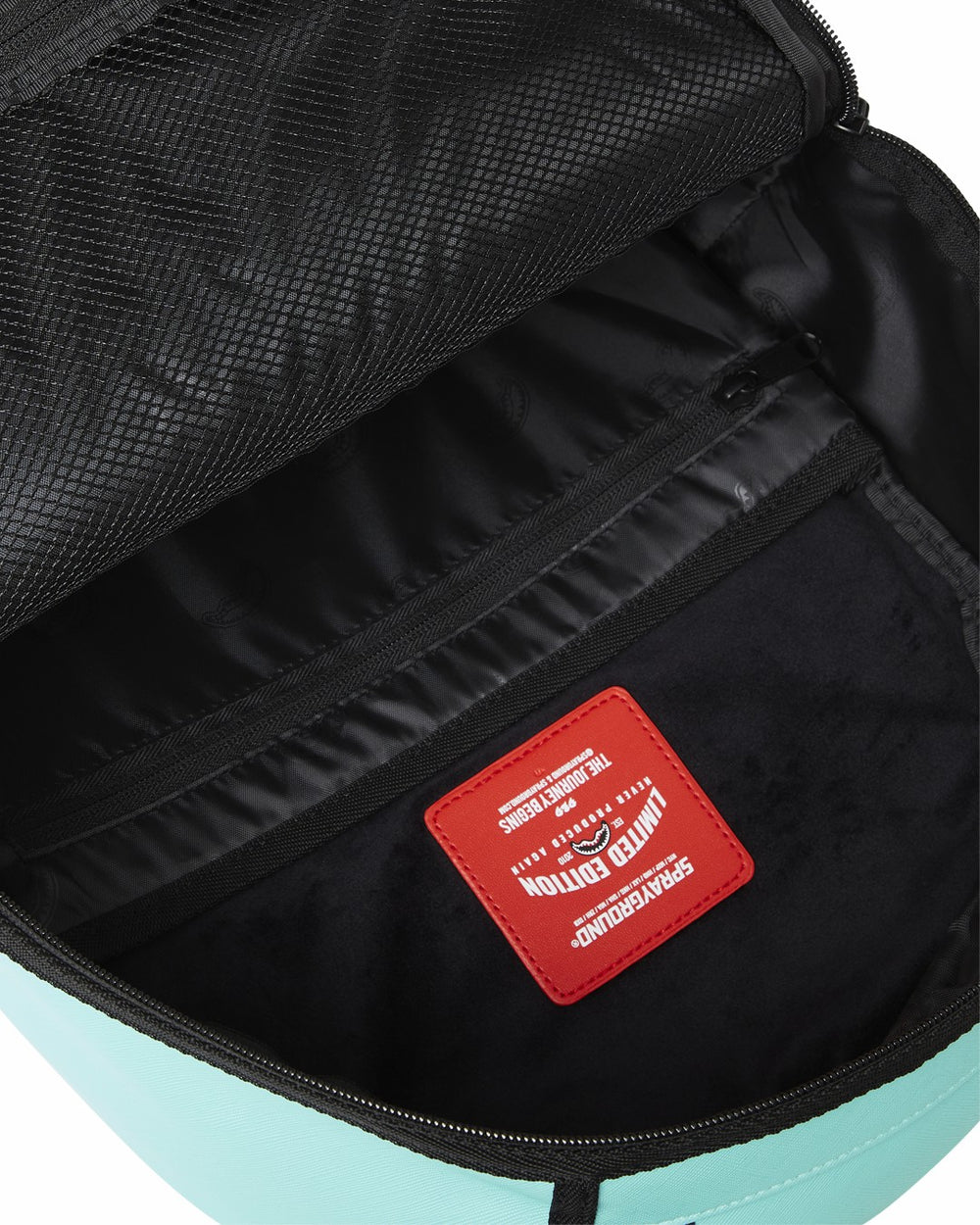 SHARK CENTRAL ADRIATIC DLXSV BACKPACK | Sprayground Special Offer