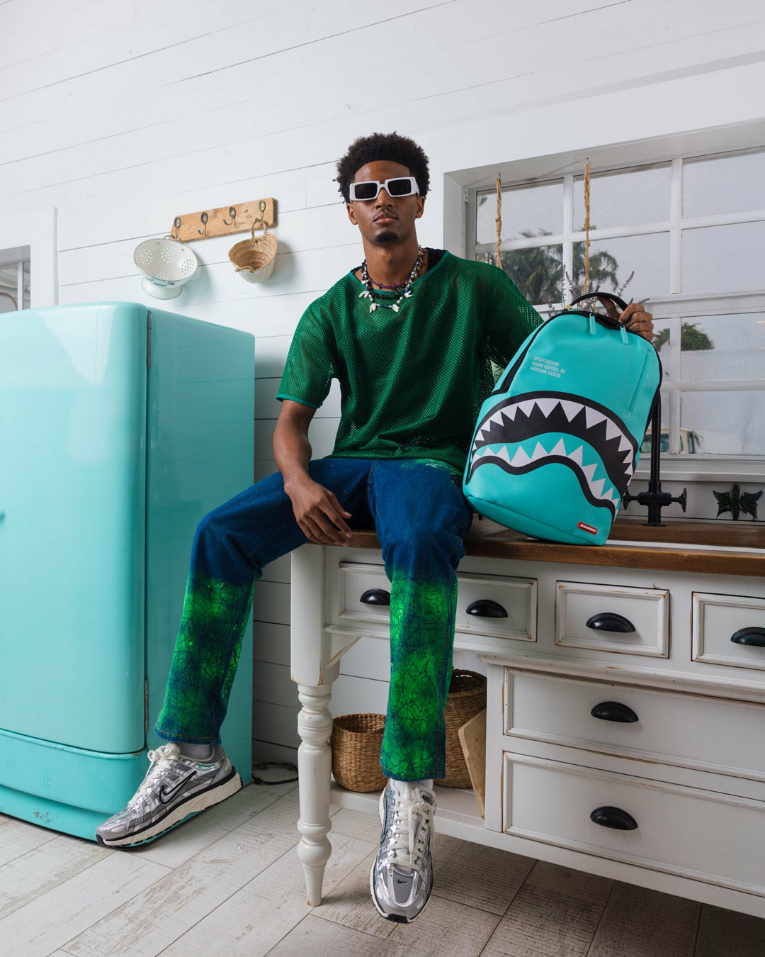 SHARK CENTRAL ADRIATIC DLXSV BACKPACK | Sprayground Special Offer
