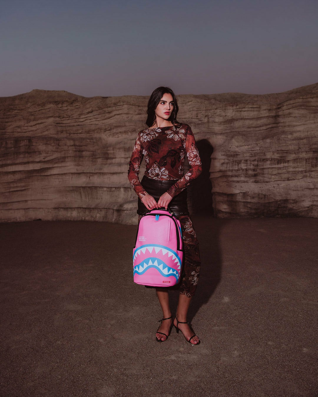 SHARK CENTRAL AMUSEMENT DLXSV BACKPACK | Sprayground Outlets