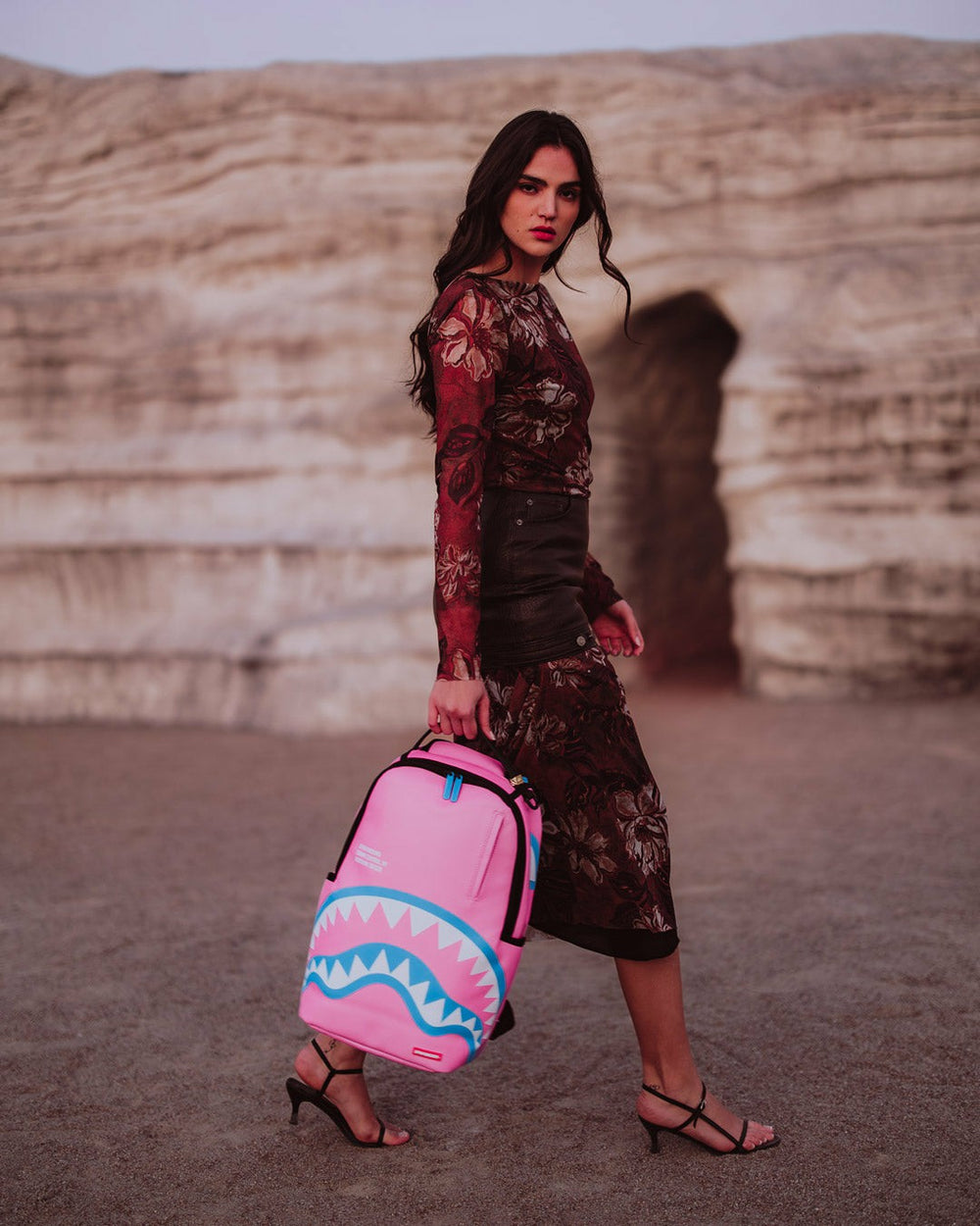 SHARK CENTRAL AMUSEMENT DLXSV BACKPACK | Sprayground Outlets