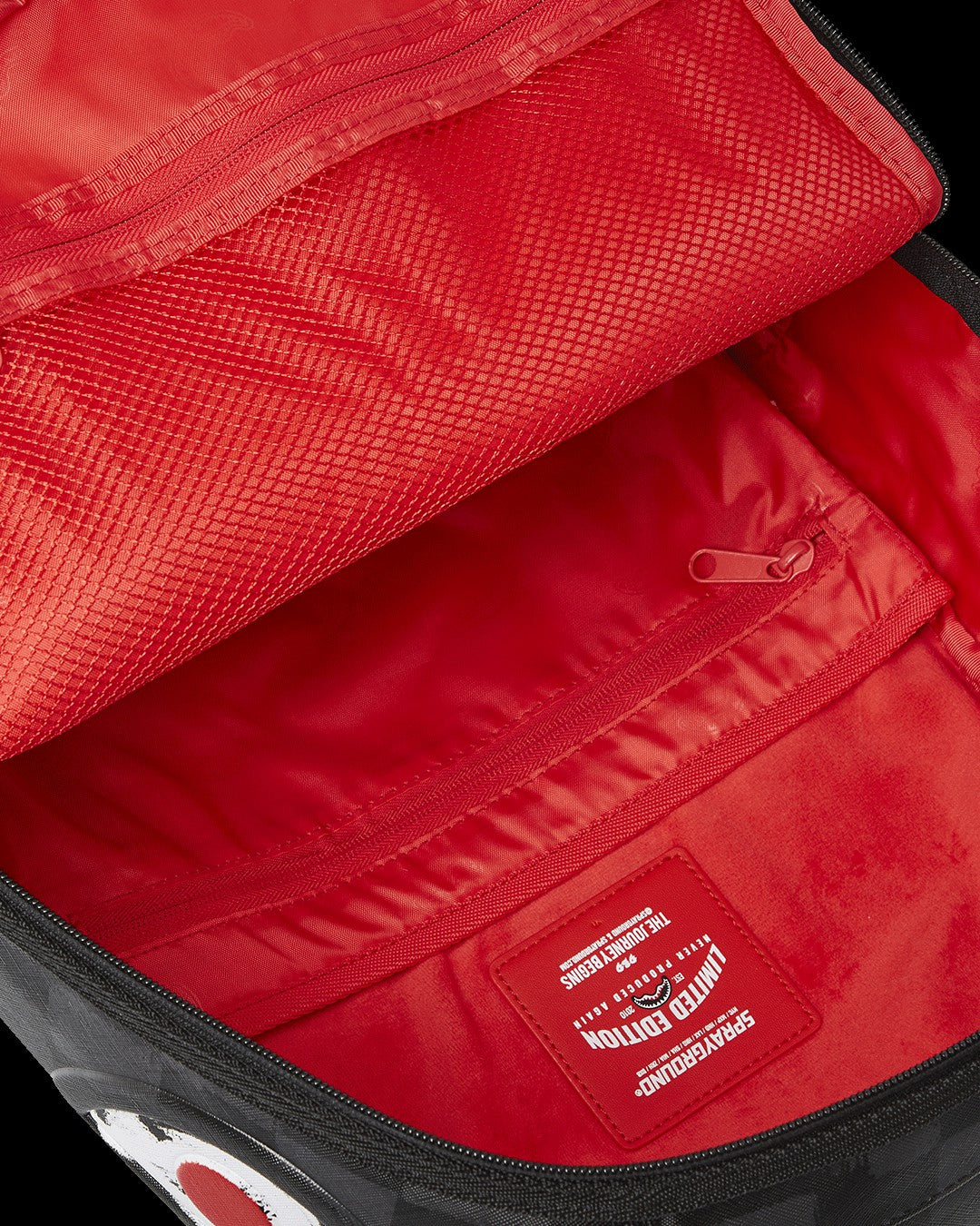 SNOOPY ART BITE DLXSV BACKPACK | Sprayground Discounted