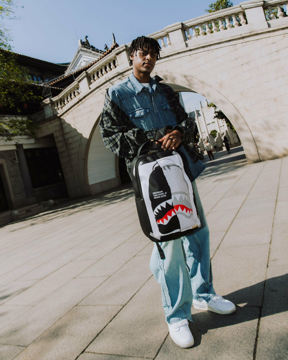 BAG ON BAG OPTICAL ILLUSION SHARKS IN PARIS BACKPACK | Sprayground Hot Deal