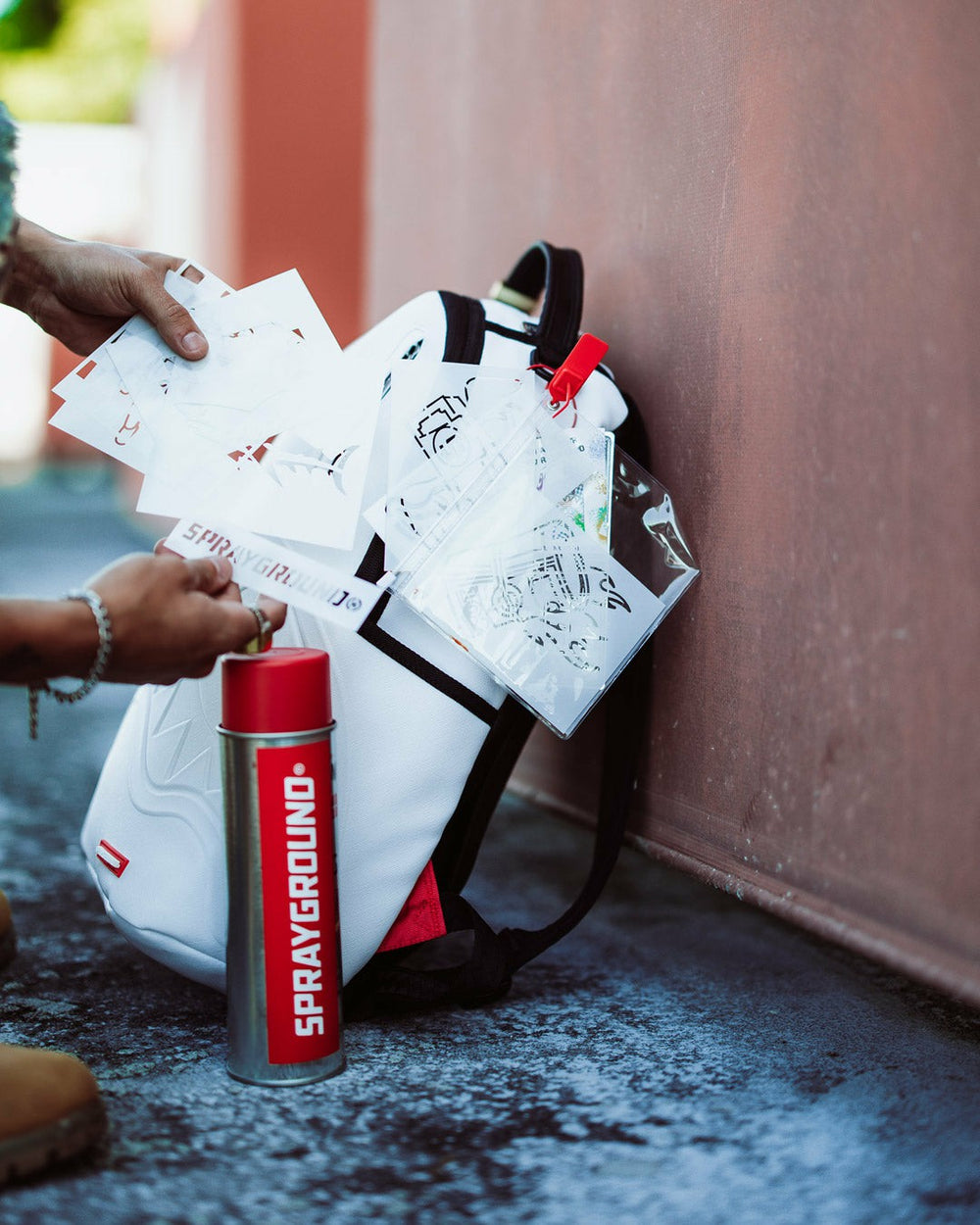 GRAFFITI ARTIST - DESIGN YOUR OWN BACKPACK - 9 STENCILS INCLUDED | Sprayground On Sale
