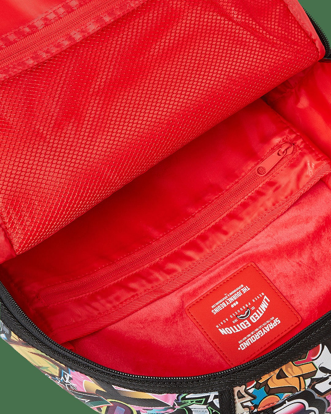 HALF GRAF LIPS DLXSV BACKPACK | Sprayground On Sale