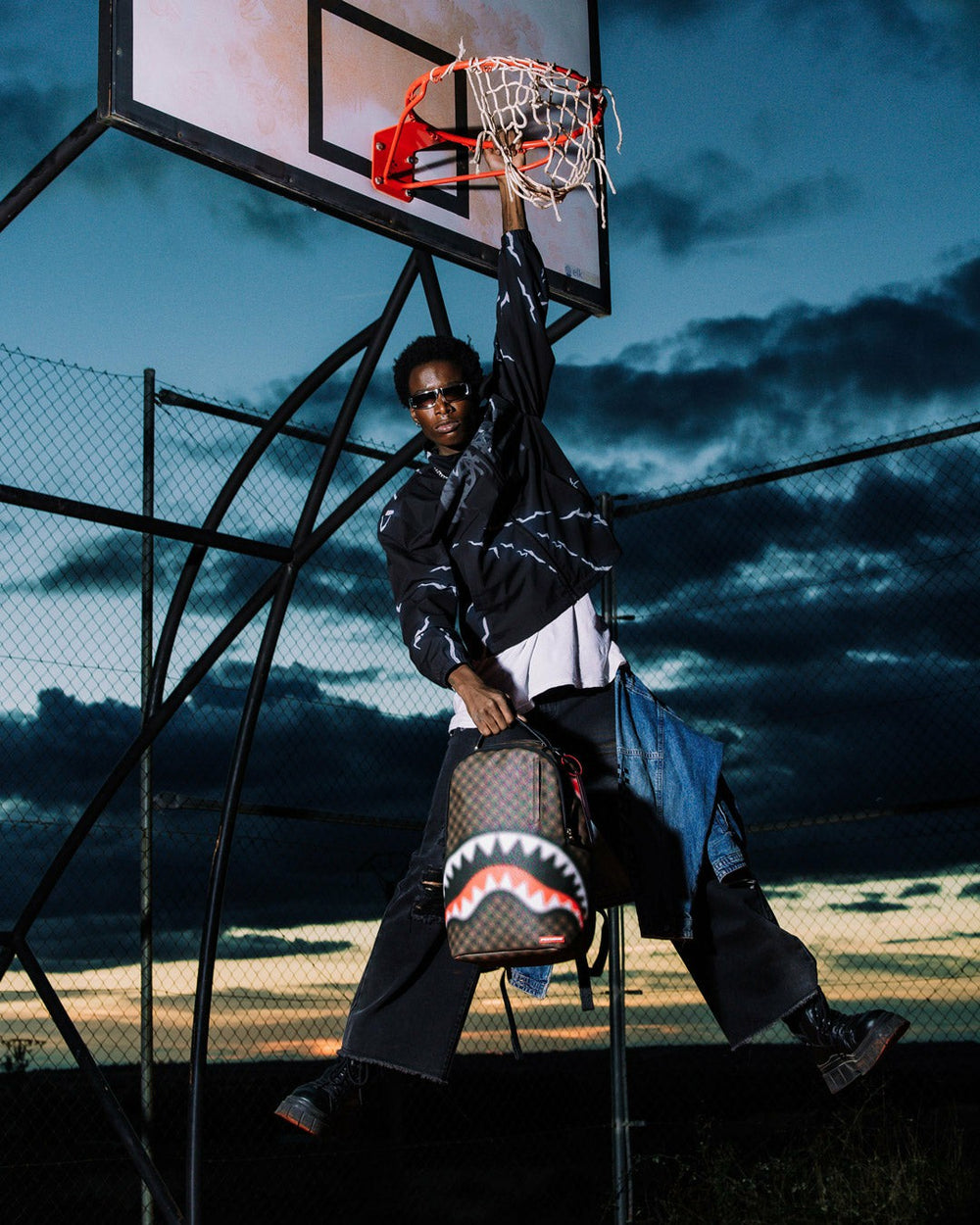 SHARKS IN PARIS BLUR EFFECT BACKPACK | Sprayground Discounted